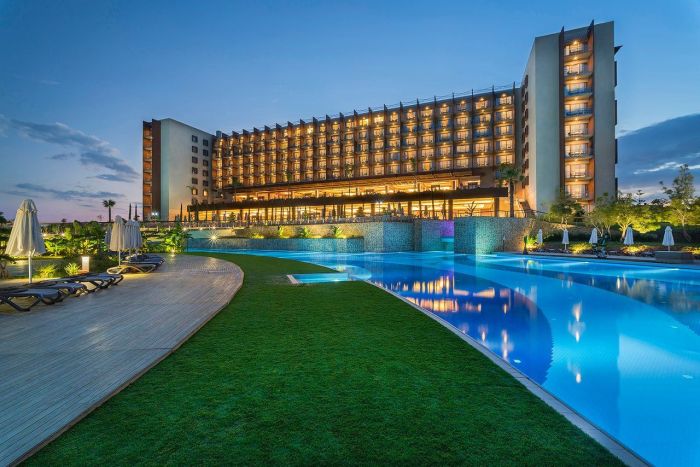 Resort bali star resorts legian padma accommodation pool swimming luxury infinity packages reviews
