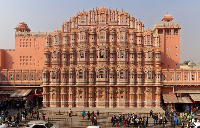 Triangle golden luxury tour